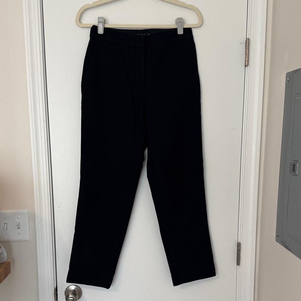 Ann Taylor Women’s Black Ankle Pants, size 2 curvy fit.